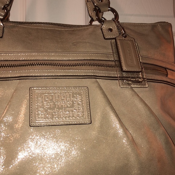 Coach Poppy Metallic Gold Champagne Leather Large Tote Bag Purse #H1281-F20441 - Picture 3 of 15